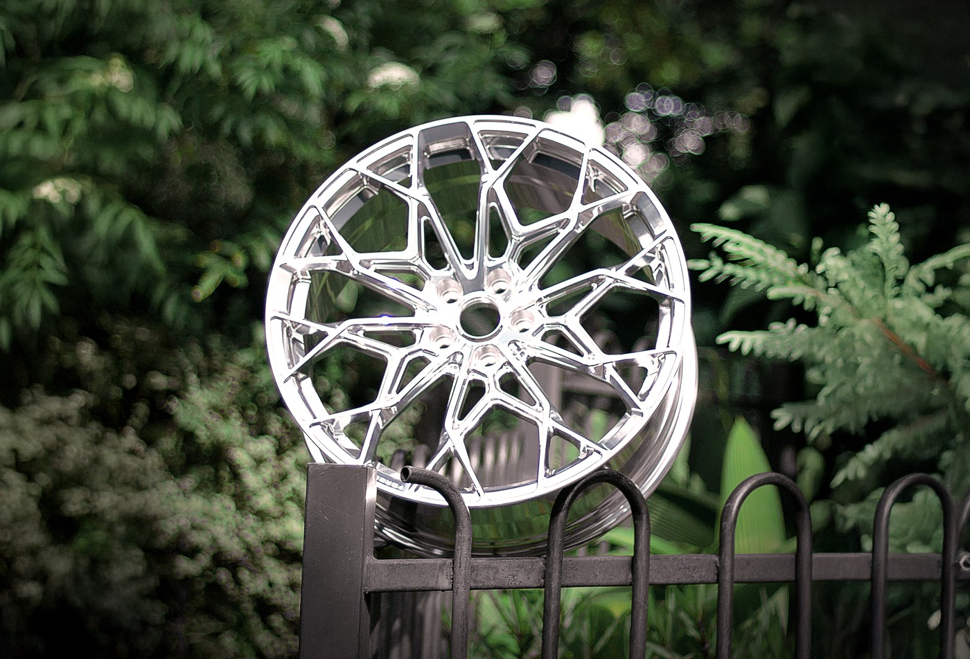Urbanlugs polished mesh forged wheel