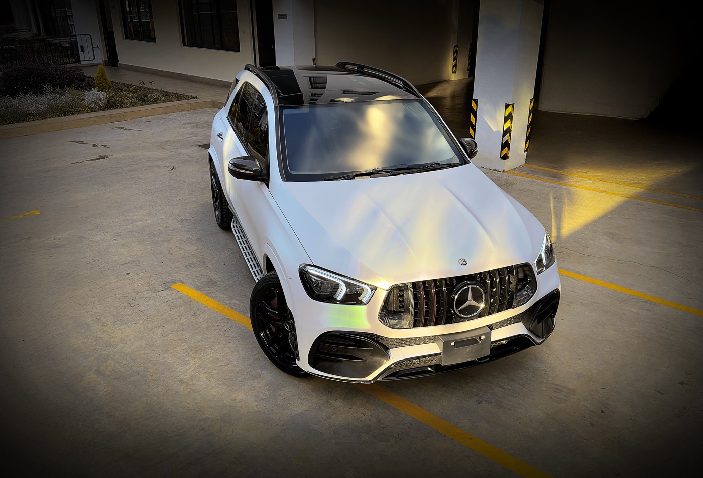 Mercedes-Benz GLE on Urbanlugs forged wheels